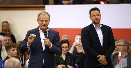 Donald Tusk odpowiada na 800 plus. Chce podniesienia kwoty wolnej od podatku
