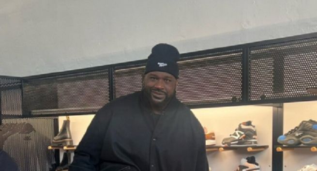 Mini Pepsi w podeszwie buta