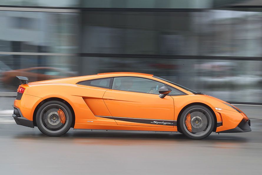 Lamborghini-Gallardo-LP-570-4-Superleggera