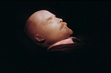 Gubernator chce pochować Lenina