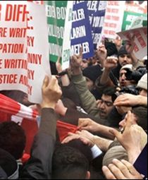 Konsulat Francji obrzucony kamieniami w Stambule