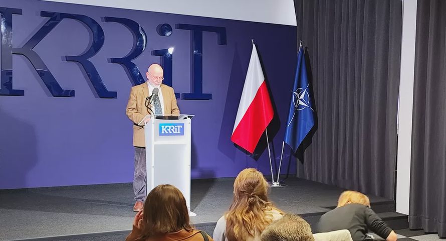 Szef KRRiT znowu przekłada obrady. Zaraz głosowanie ws. Trybunału Stanu