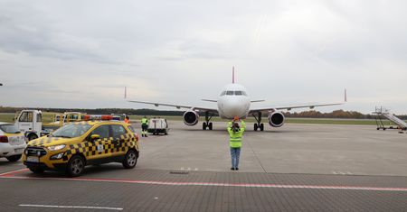 Pijany Polak awanturował się w samolocie