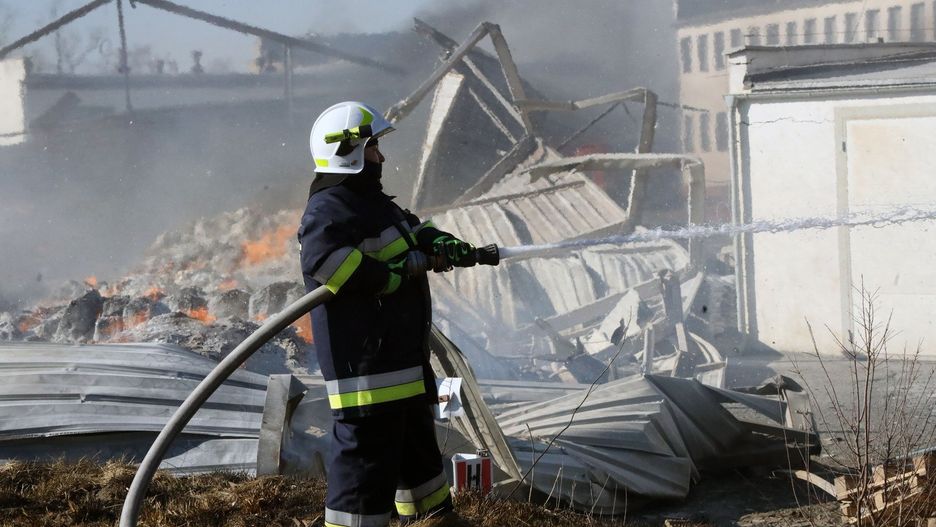 Eksperci podkreślają, że skuteczne zarządzanie zagrożeniami CBRN wymaga skoordynowanych działań.
