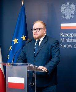МЗС Польщі спростовує заяви про звільнення речника Ясіни
