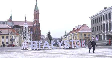 PiS przelało miliony swoim samorządom. Podlasie wściekłe. "Skandal"