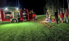 Driftował na szkolnym boisku. 18-letni kolega został ranny