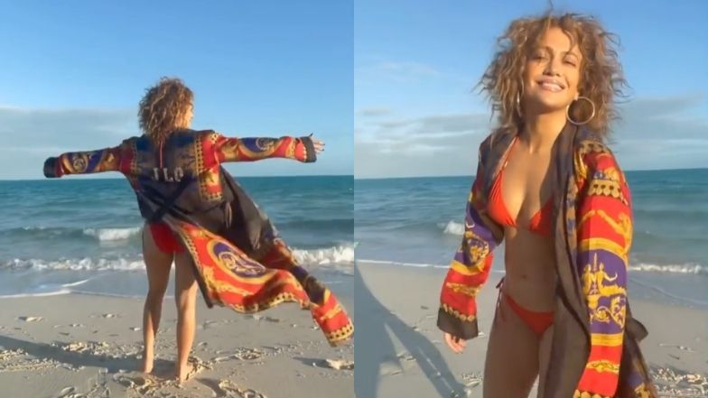 Jennifer Lopez w bikini oddaje się porannym rytuałom na plaży (ZDJĘCIA)