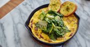 Omlet, czyli pomysł na pożywny i pyszny posiłek - jak zrobić omlet krok po kroku?
