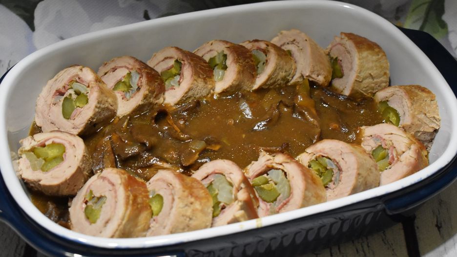 Konkurencja dla tradycyjnych zrazików. Pyszne zawijane polędwiczki