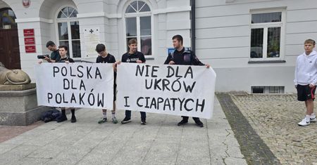 Lewica Płock komentuje sobotni protest "Stop migracji" zorganizowany przez Konfederację