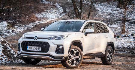 Test: Suzuki Across PHEV – lifting twarzy za 30 tys. zł