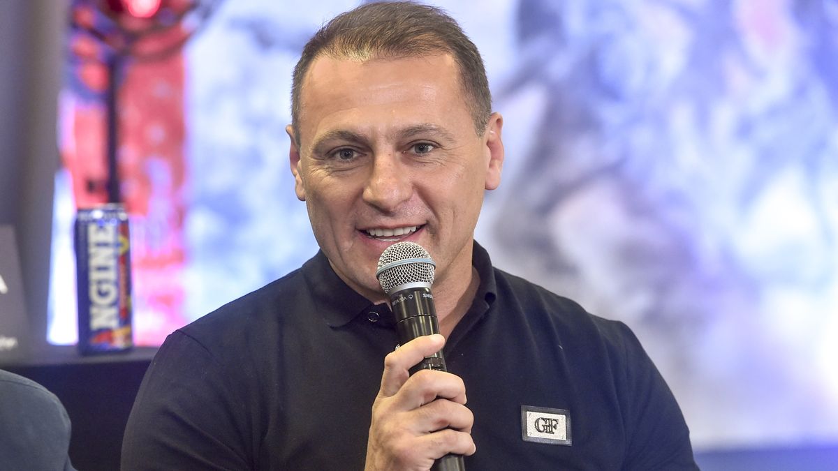 Konfernecja prasowa Collins Charity Fight Night, maj 2021