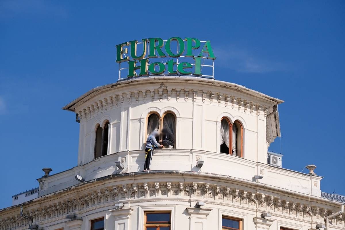 Prace z zabezpieczeniem przy Hotelu Europa