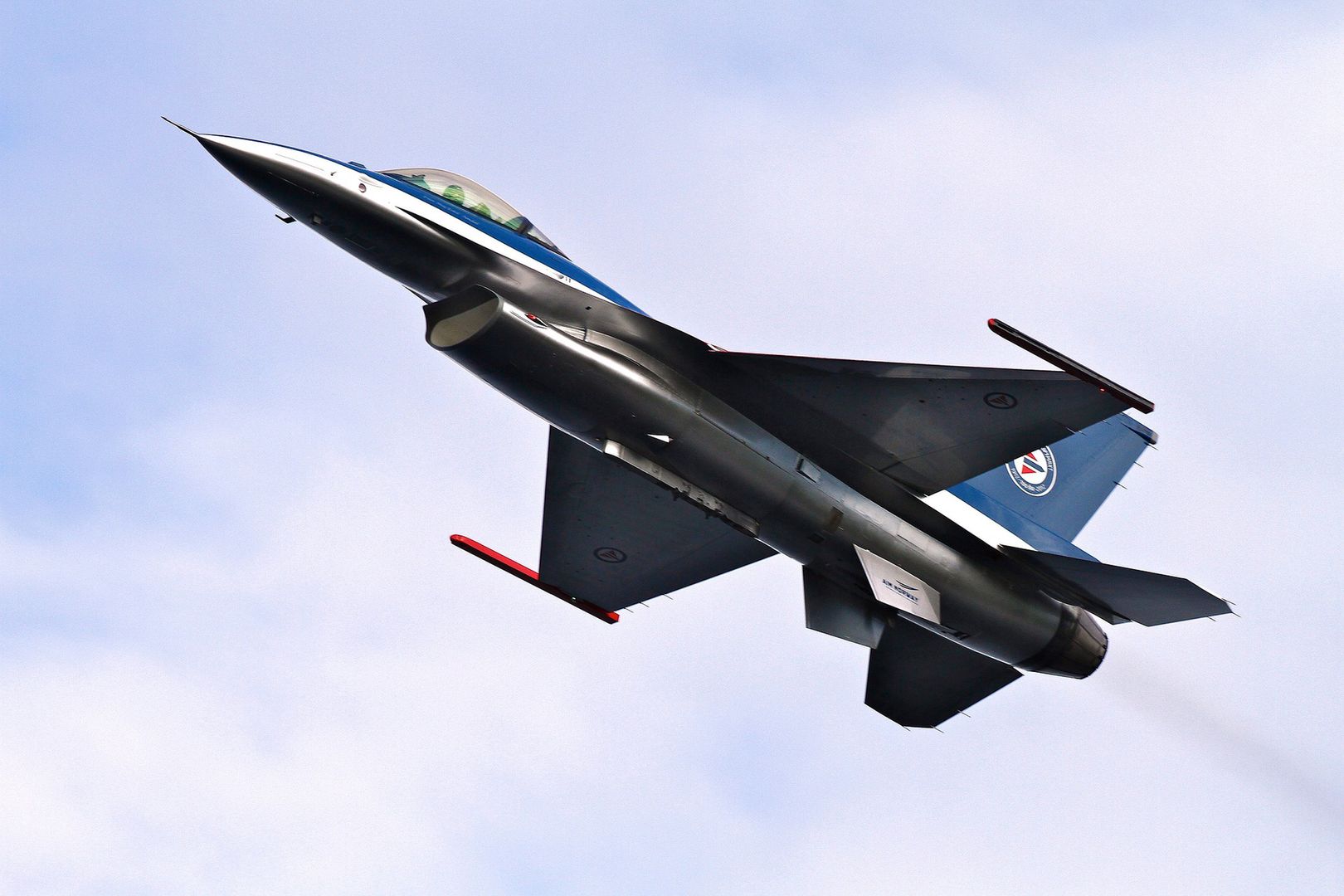 Ukraina już wkrótce dostanie pierwsze F-16? Nadarzyła się niezwykła okazja
