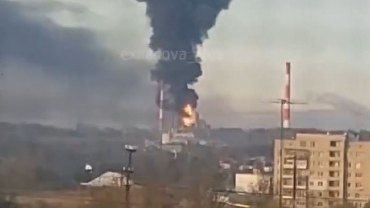 Pożar rafinerii w Jarosławiu