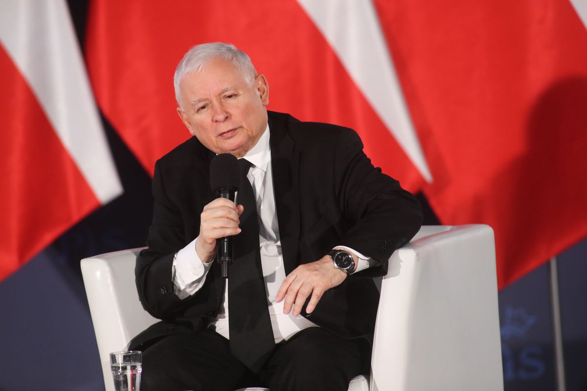 Prezes PiS Jarosław Kaczyński przeszedł operację kolana