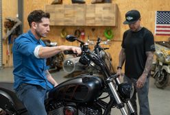 Aktor Jon Bernthal odebrał wyjątkową maszynę. Indiana chiefa zmodyfikował Carey Hart