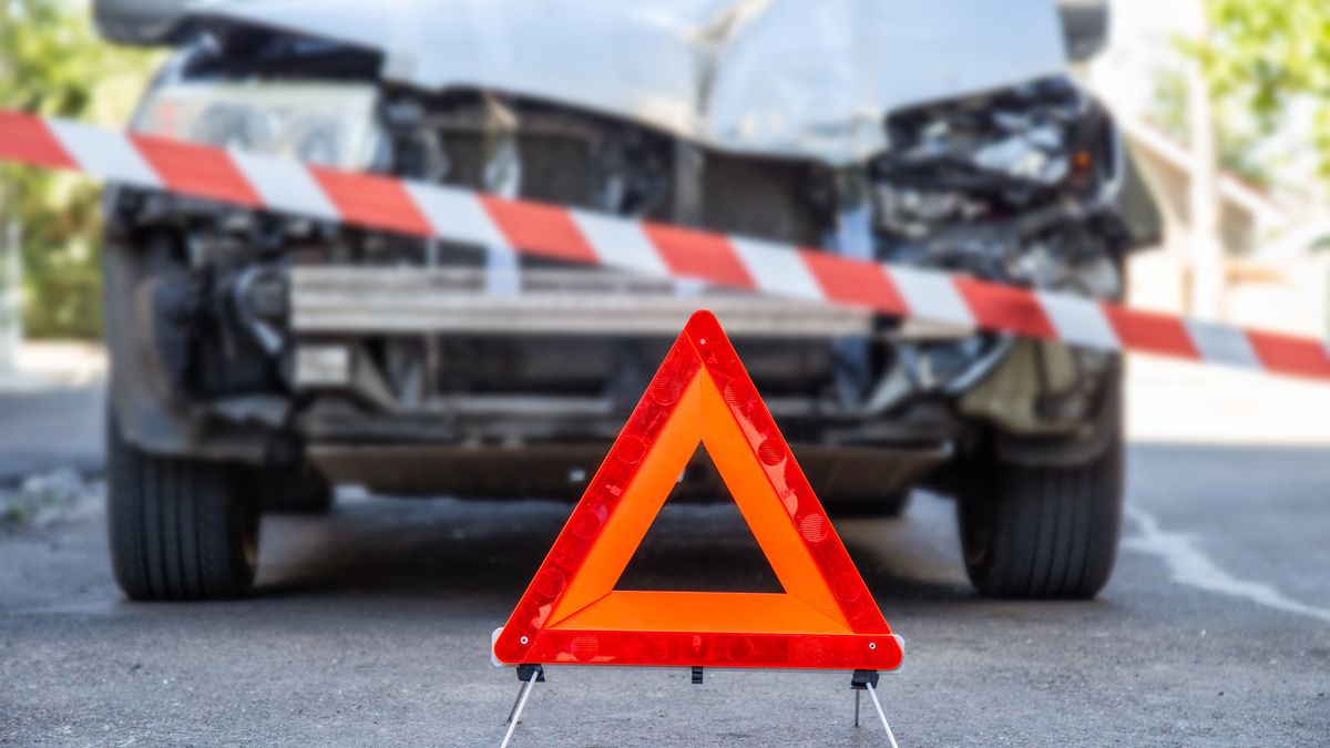 wypadek trójkąt ostrzegawczy stłuczka kraksa