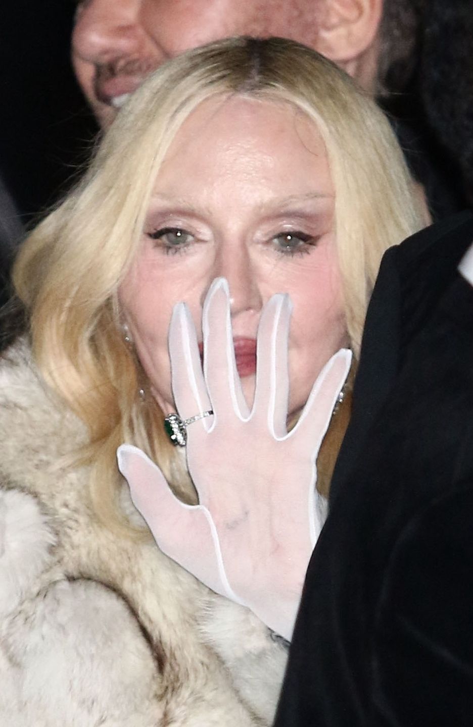 Madonna uderza w miasto z młodszym o 38 lat ukochanym