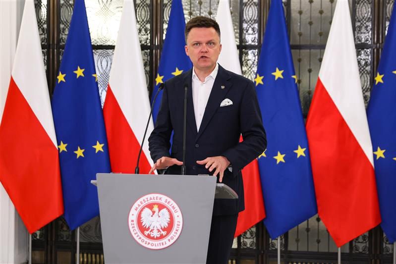 Koniec spekulacji. Hołownia o zaprzysiężeniu Nawrockiego