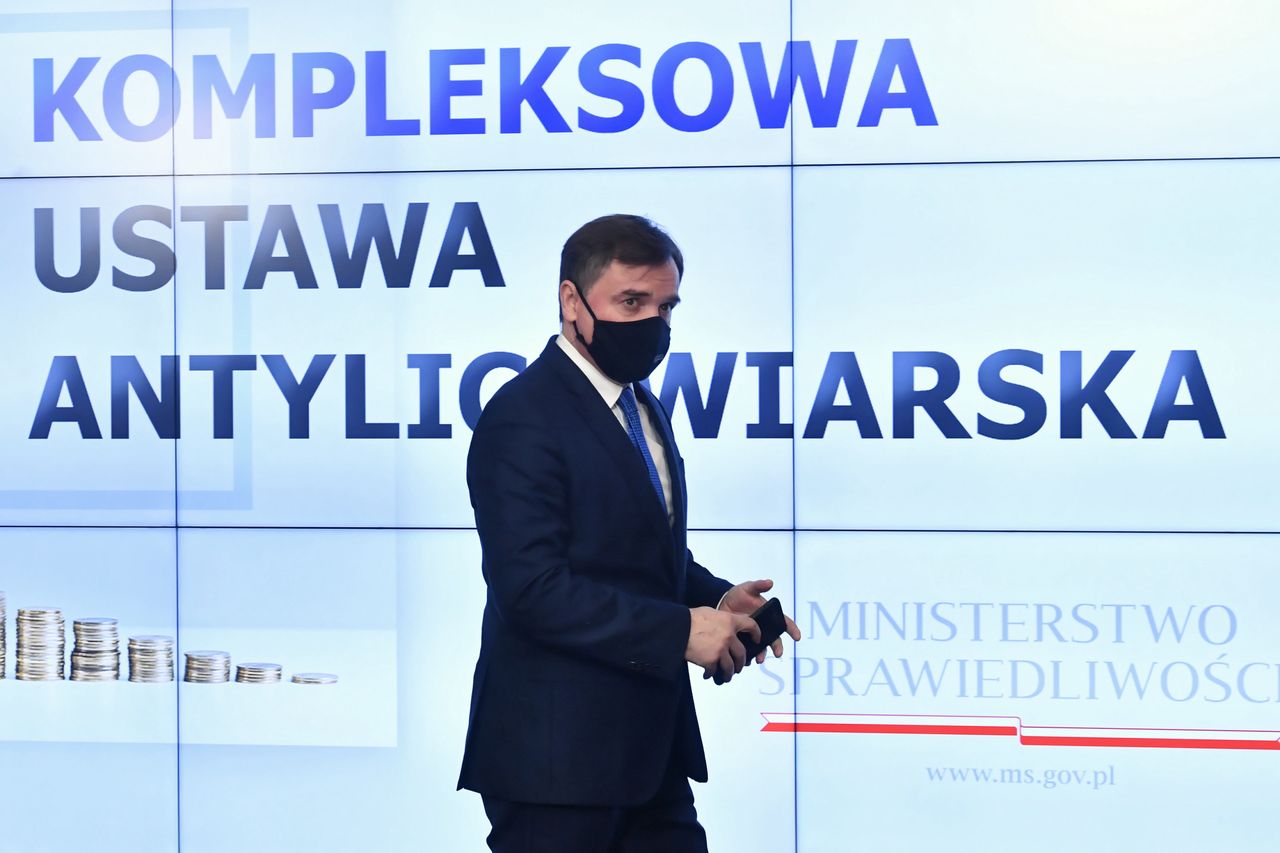 Ustawa antylichwiarska. Nowe przepisy dotyczące pożyczek