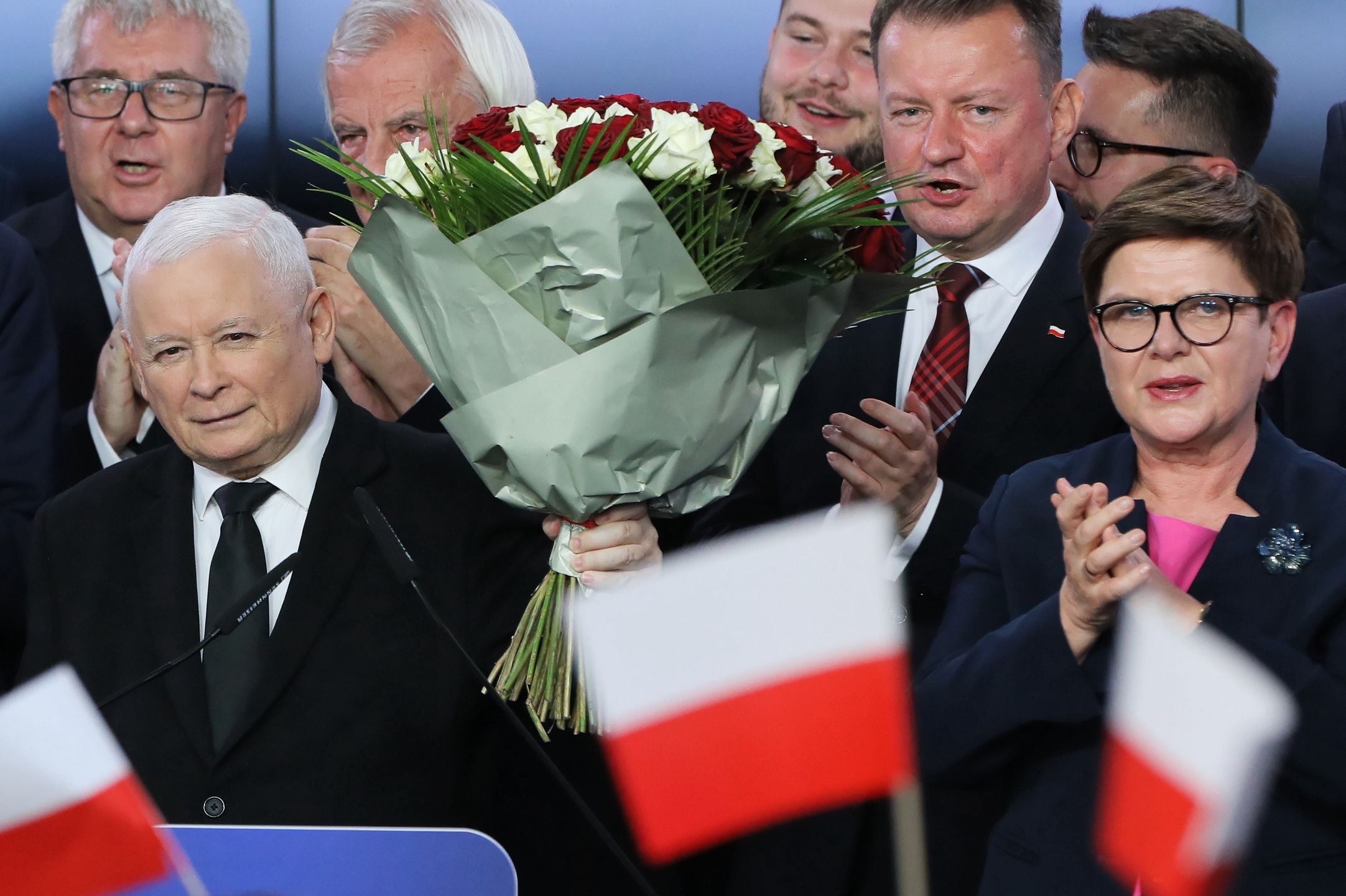 Jarosław Kaczyński i Beata Szydło w sztabie wyborczym PiS po ogłoszeniu wyników wyborów parlamentarnych, 15.10.2023 r.