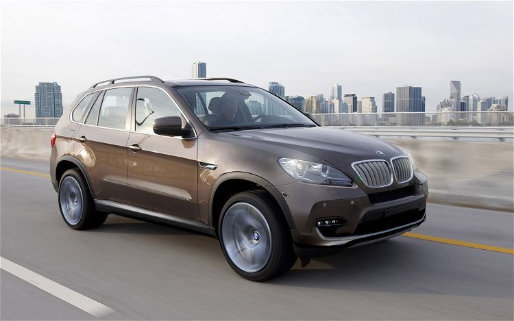 BMW X5 Render