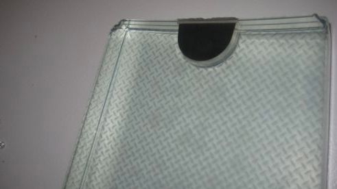 Pęknięty fragment schodów z Apple Store na aukcji, czyli coś dla ekscentrycznych fanów Apple 1