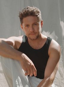 Niall Horan stworzył album dla aesthetic girls i romantic guys. Jak bawiłam się na "Dinner Party"? [RECENZJA]