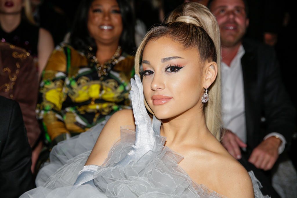 Ariana Grande na gali Grammy w 2020 r.