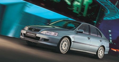Używana Honda Accord VI w pigułce. Bądź bardzo ostrożny przy zakupie