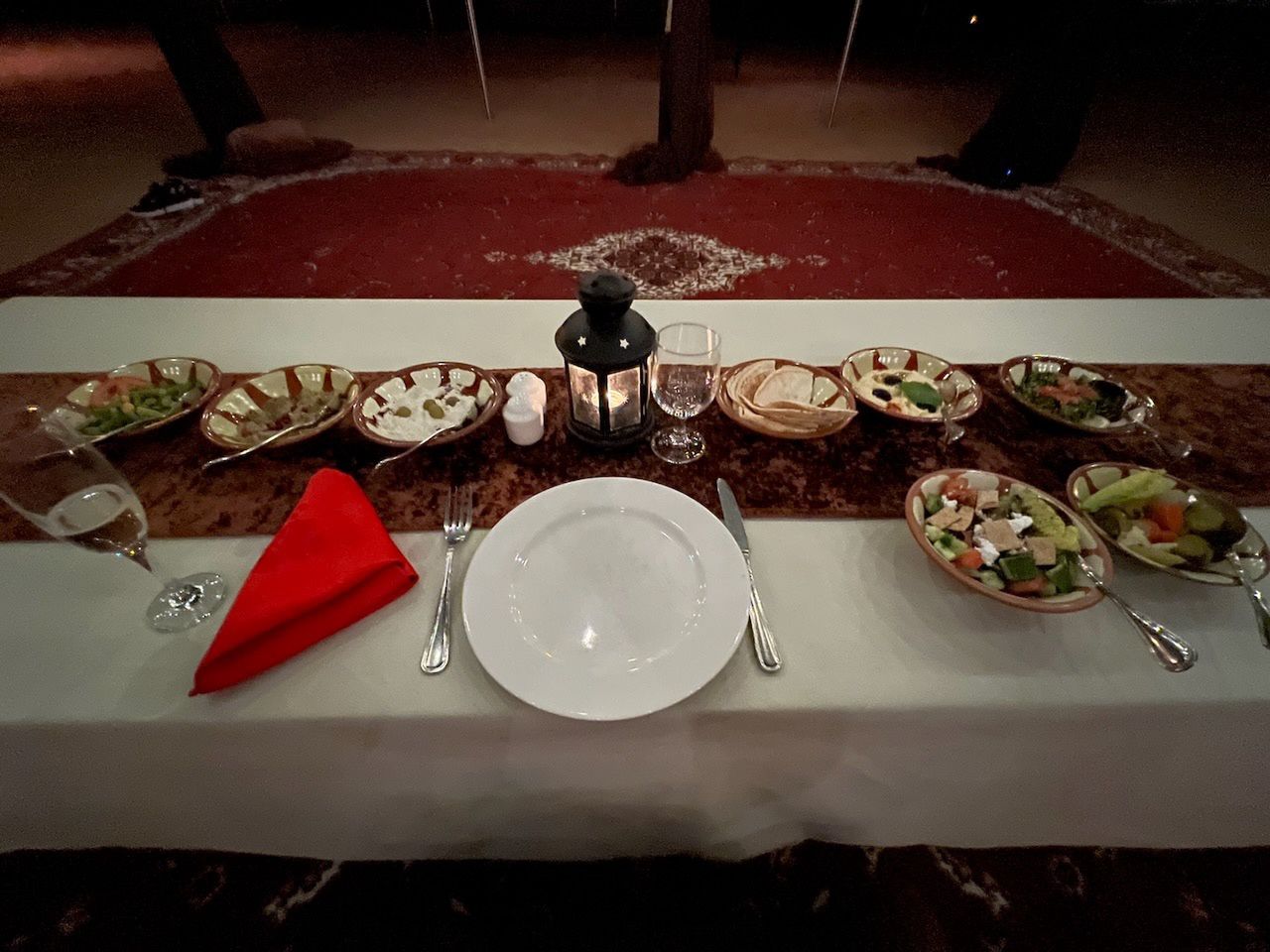 Dubaj. Noc na pustyni