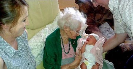 Gliwice. Najstarsza Polka doczekała się praprawnuczki. Dzieli je dokładnie 115 lat