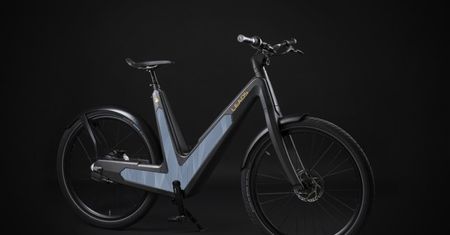 Leaos Solar – rower z panelami słonecznymi