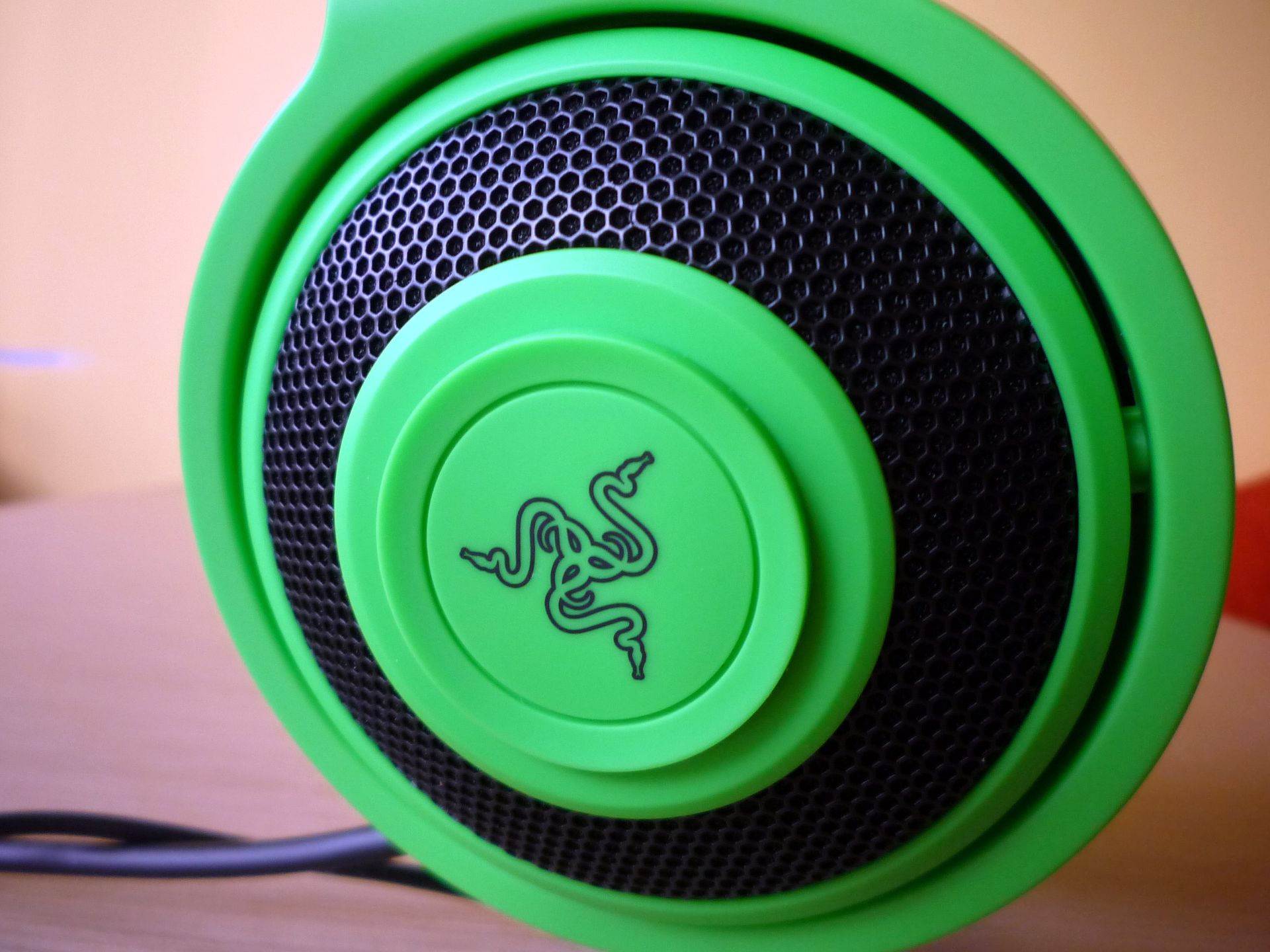Razer Kraken Pro – mocne uderzenie. Za mocne [test] 4