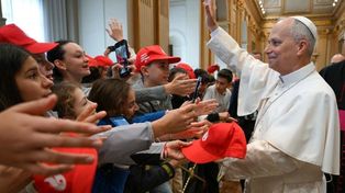 Watykan: Proście Ducha o dar wytrwałości – Papież do nowo bierzmowanych