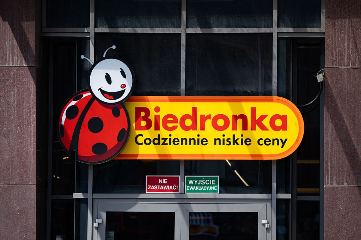 Drugi zeszyt 70 proc. taniej w Biedronce. Limit 12 sztuk