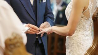 Mniej ślubów, więcej intercyz. Padł rekord