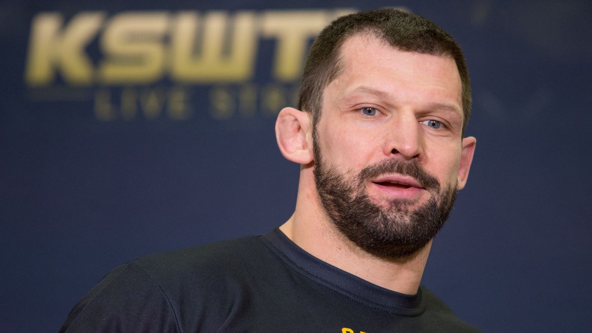 Szymon Kolecki attends media training before KSW 52 at 'Warszawa Sporty Walki MMA Centrum' in Warsaw, Poland, on 2 December 2019. (Photo by Foto Olimpik/NurPhoto via Getty Images)