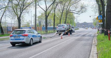 Zderzenie trzech aut przed przejściem dla pieszych. Zadziałał efekt domina