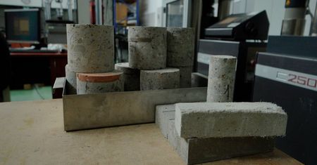 Studenci Politechnik wyznaczają nowe standardy wytrzymałości betonu
