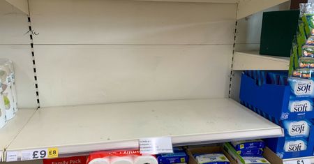 Ukradł papier toaletowy o wartości 15 tys. euro. Próbował go sprzedawać podczas lockdownu