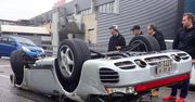 Kierowca przewrócił na dach Porsche 959