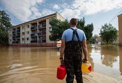 Urlop dla powodzian. Tłumaczymy, jaką pensję dostaną pracownicy