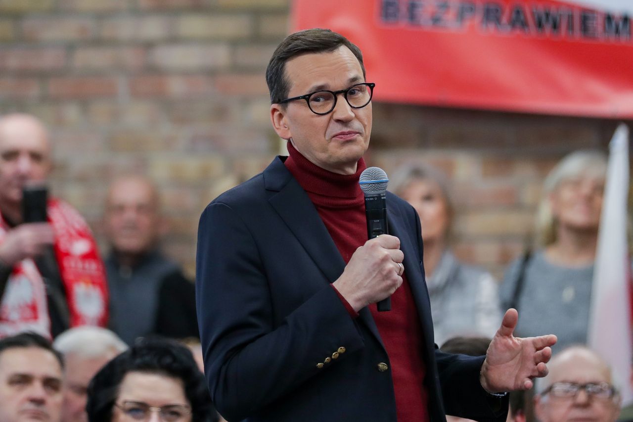 Mandaty Kamińskiego i Wąsika. Morawiecki: nie będziemy się bić