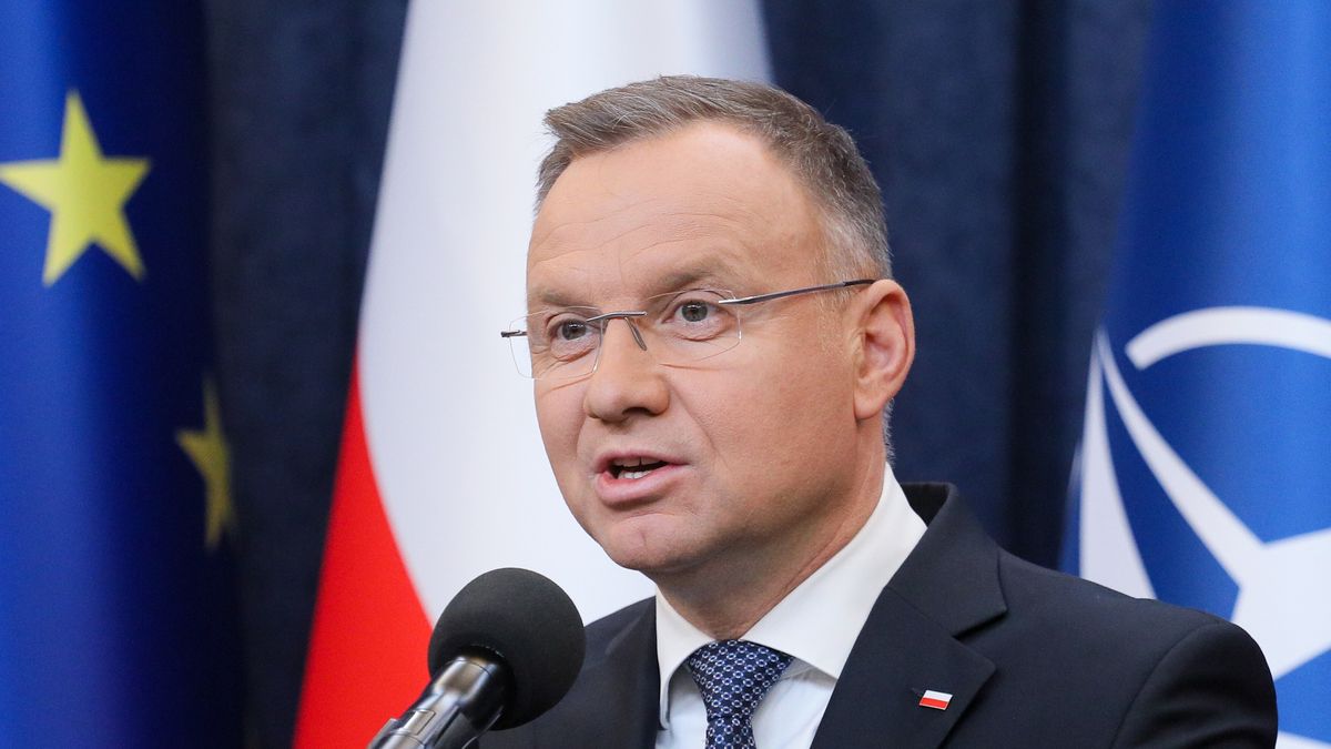 Warszawa, 26.10.2023. Prezydent RP Andrzej Duda podczas oświadczenia dla mediów w Pałacu Prezydenckim w Warszawie, 26 bm. Prezydent podsumował przebieg konsultacji z przedstawicielami komitetów wyborczych, które będą miały swoją reprezentację w przyszłym Sejmie. (mr) PAP/Paweł Supernak