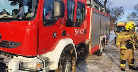 Wypadek z udziałem radiowozu na Pomorzu. Ranni dwaj policjanci