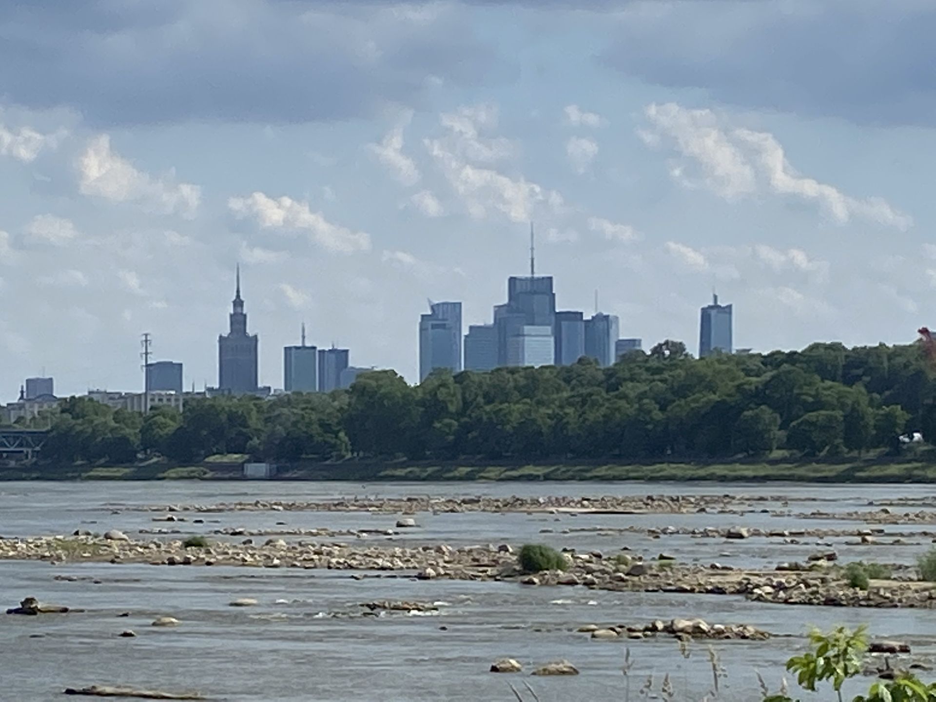 Wody w Wiśle jest mało, a będzie jeszcze mniej