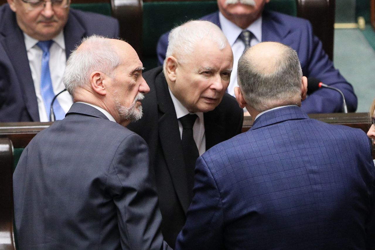 Macierewicz zabrał głos ws. likwidacji podkomisji smoleńskiej